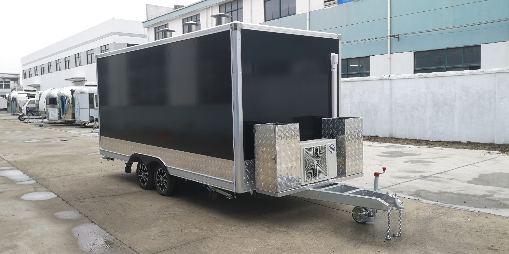 Customized-Catering trailer Food truck Food Trailer 480X210X260CM